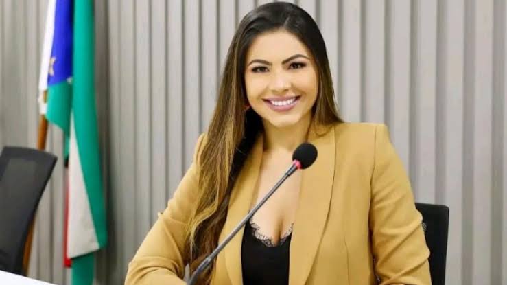 Brena Dianná assume vaga na Aleam após decisão de Professora Jacqueline