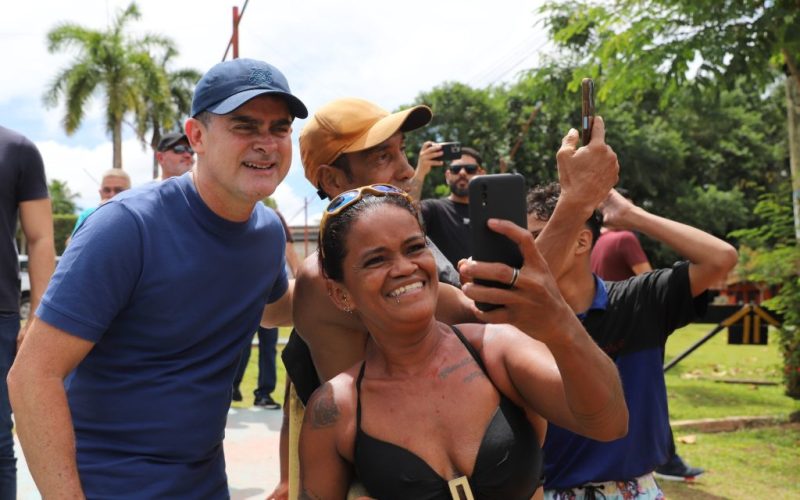 Rumo ao Estado: David Almeida inicia caravana pela Região Metropolitana após renúncia