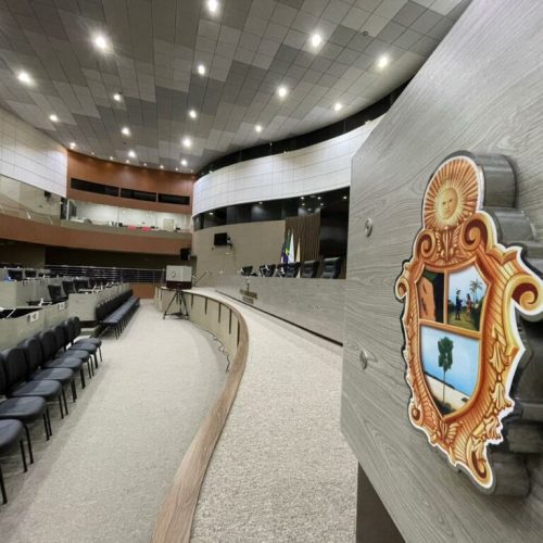 LOA de R$ 12,4 bilhões prevê cortes na Educação e ampliação de recursos para Finanças