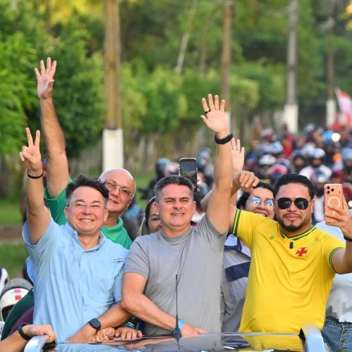 David Almeida reúne multidão em Coari e reforça compromisso com o desenvolvimento do Médio Solimões