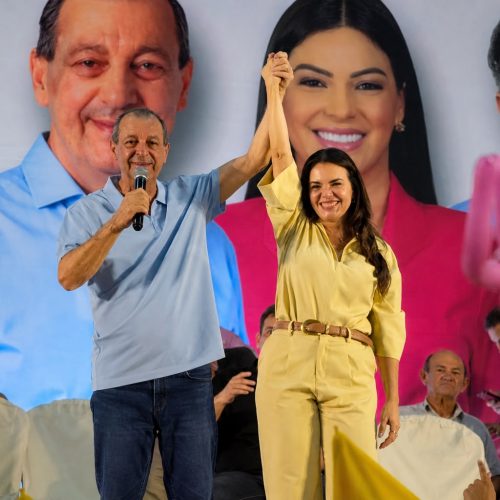 Em dia de suspense, Aziz fecha noite pedindo aplausos para Alessandra