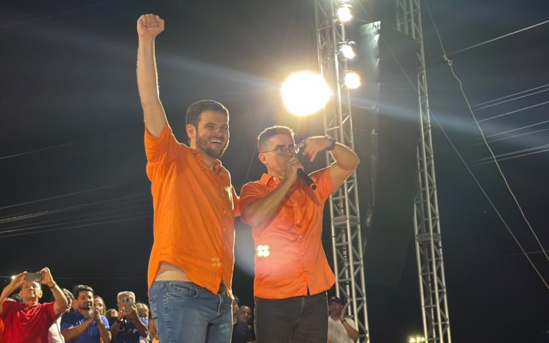 David Almeida inicia primeira caminhada oficial da campanha pelo Morro da Liberdade nesta segunda-feira