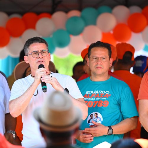 David apresenta plano para asfaltar a BR-319 e relembra entregas no Careiro Castanho