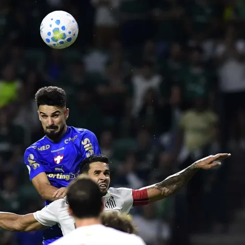 Palmeiras sobra contra o Santos em dia de festa e abre larga vantagem na Copa do Brasil